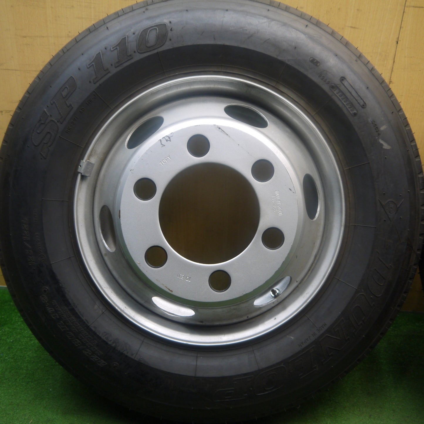 未使用!21年!2本★トラック 225/80R17.5 123/122L ダンロップ SP110 TOPY スチール ホイール 135-9CS PCD222.25/6H★5091903Hノ