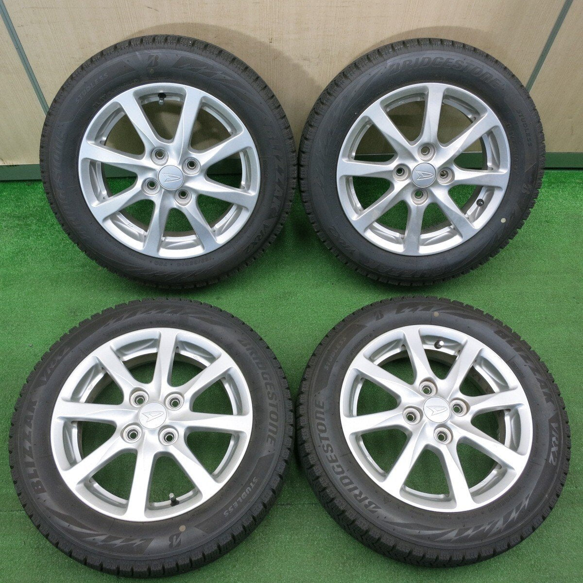 バリ溝!22年!9.5分以上★ダイハツ タント ムーヴ 等 純正 155/65R14 スタッドレス ブリヂストン ブリザック VRX2 14インチ PCD100/4H★4121812TNス