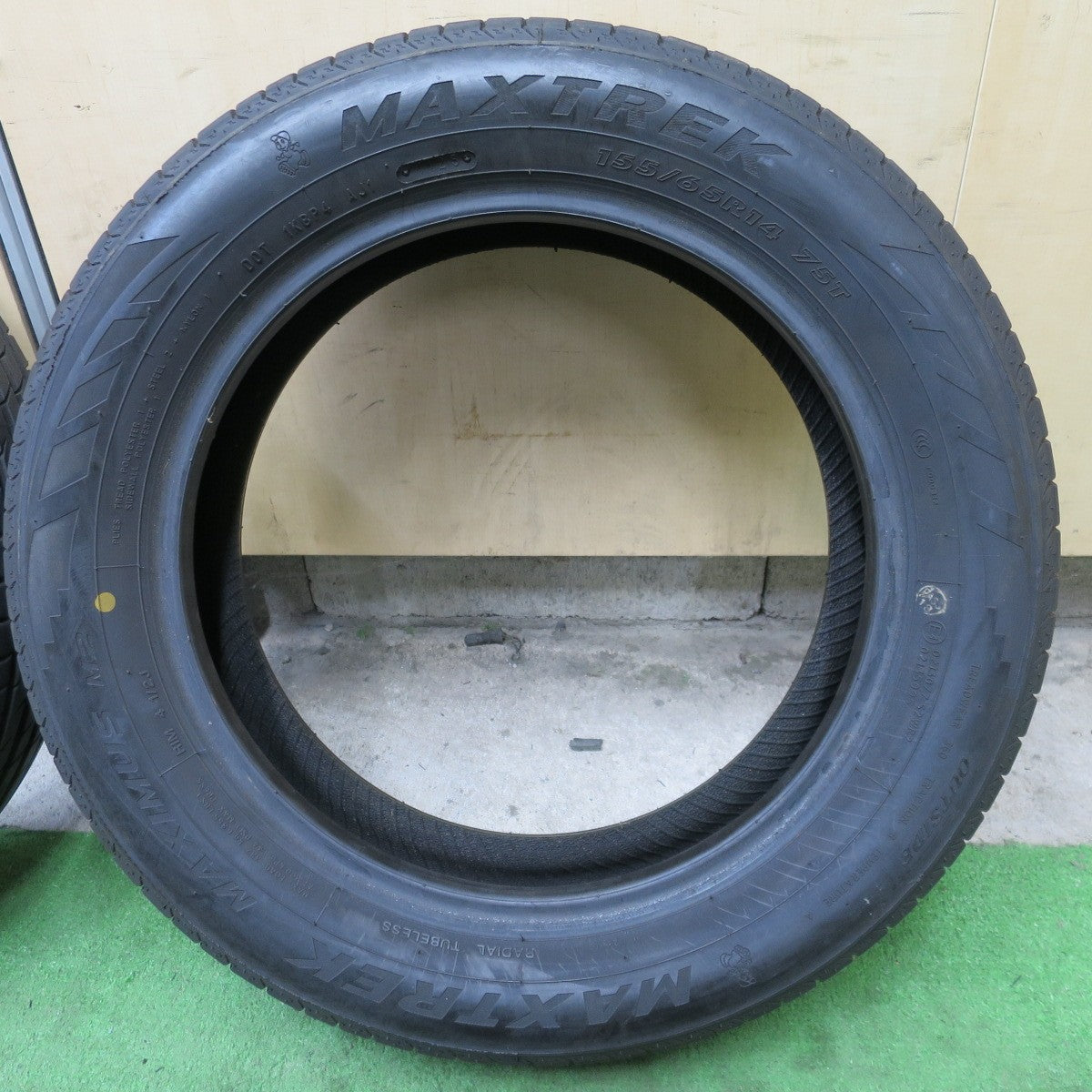 バリ溝!25年!9分◎155/65R14 マックストレック MAXIMUS M2 タイヤ 14インチ N-BOX スペーシア タント ムーヴ ウェイク 等◎6101906NGノタ