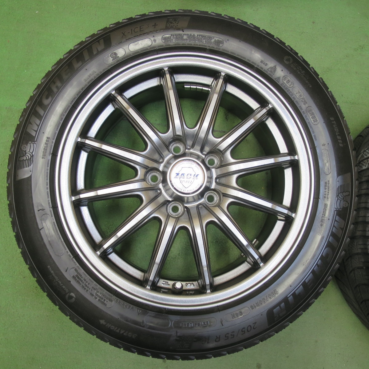 キレイ★スタッドレス 205/55R16 ミシュラン X-ICE3+ ZACK JP-812 MONZA ザック 16インチ PCD114.3/5H★5082602イス