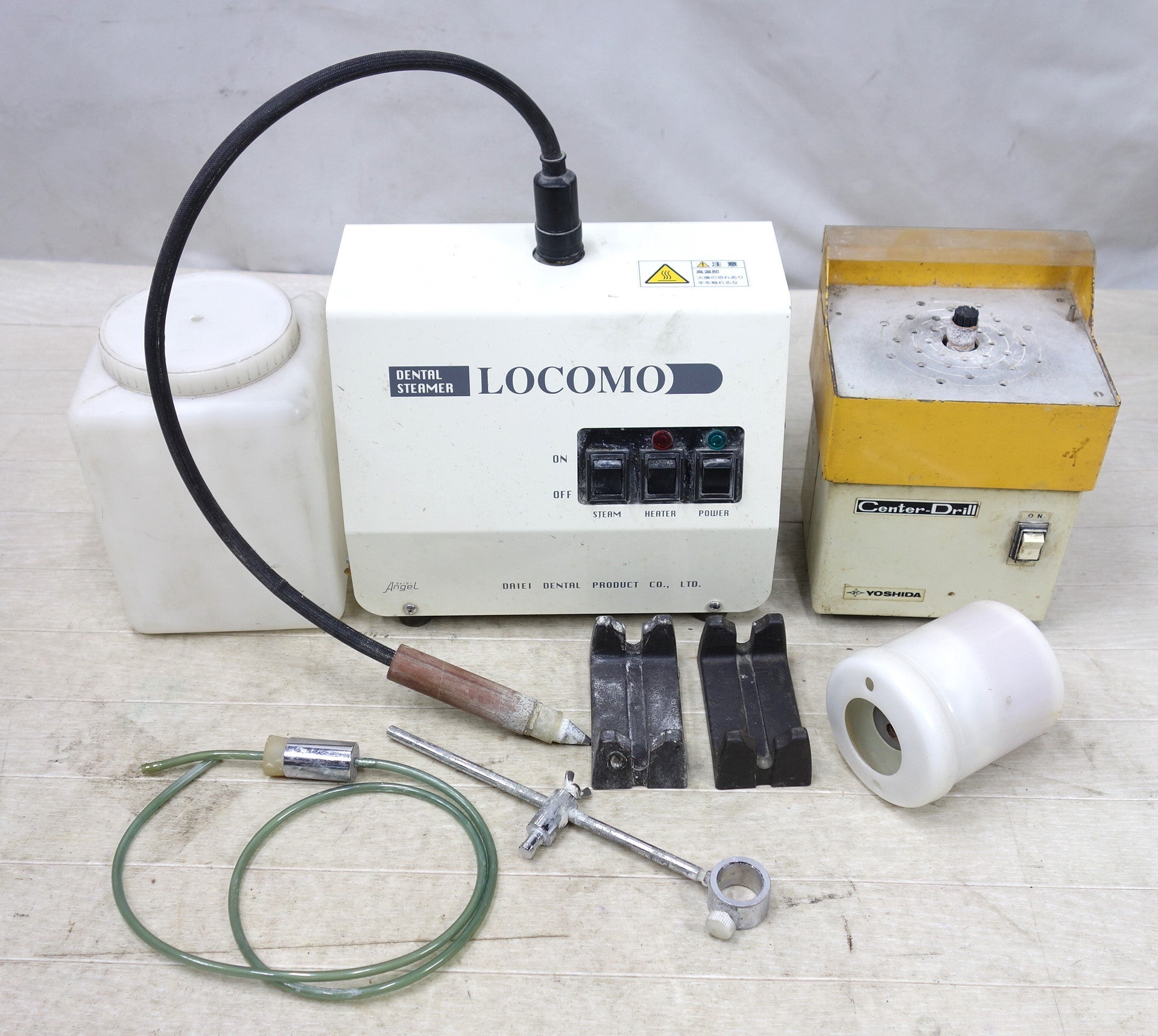 歯科用蒸気洗浄機(デンタルスチーマー） LOCOMO(ロコモ) ジャンク品です 歯科用蒸気洗浄機(デンタルスチーマー） LOCOMO(ロコモ