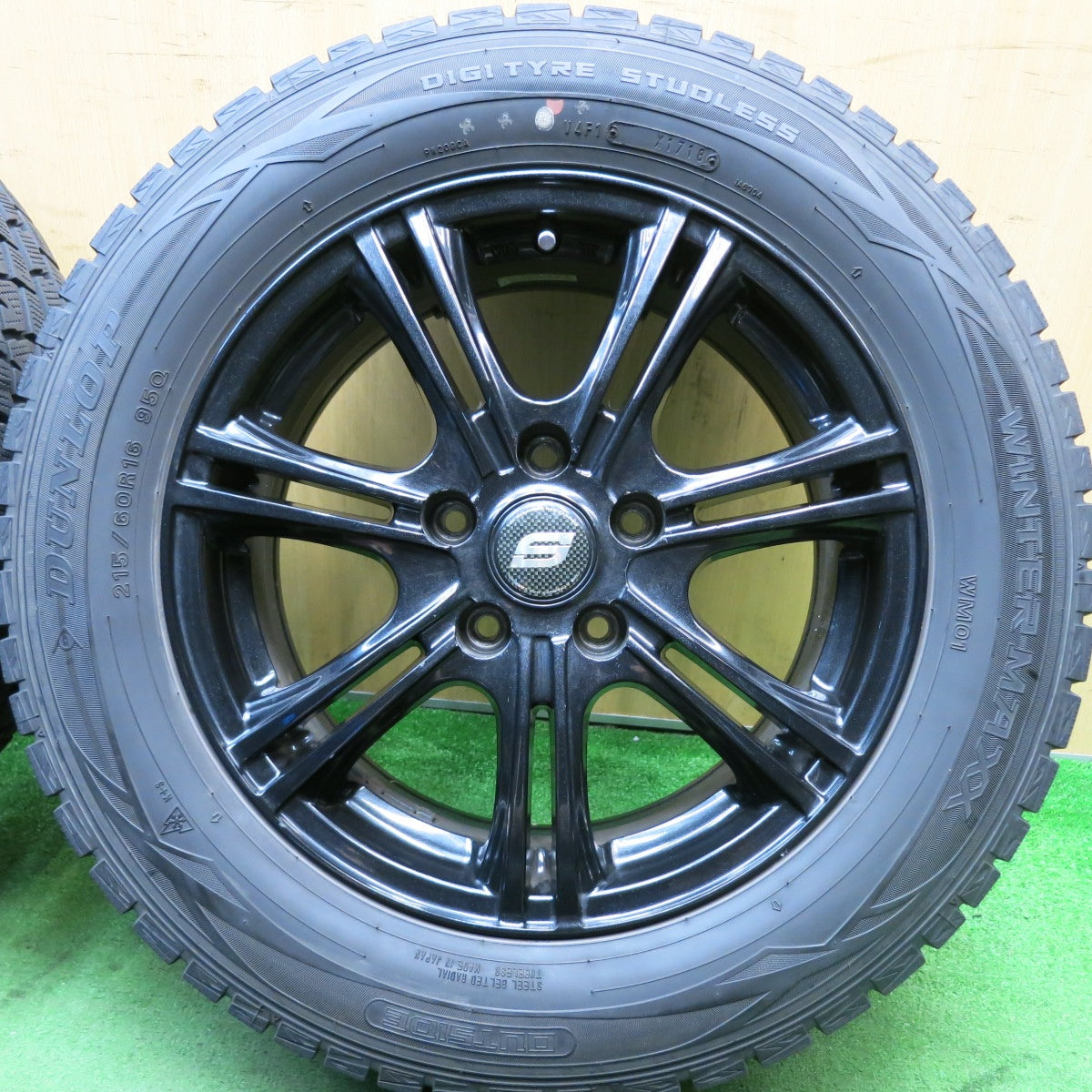 4本価格★スタッドレス 215/60R16 ダンロップ ウインターマックス WM01 STRANGER ストレンジャー 16インチ PCD114.3/5H★5081403HAス