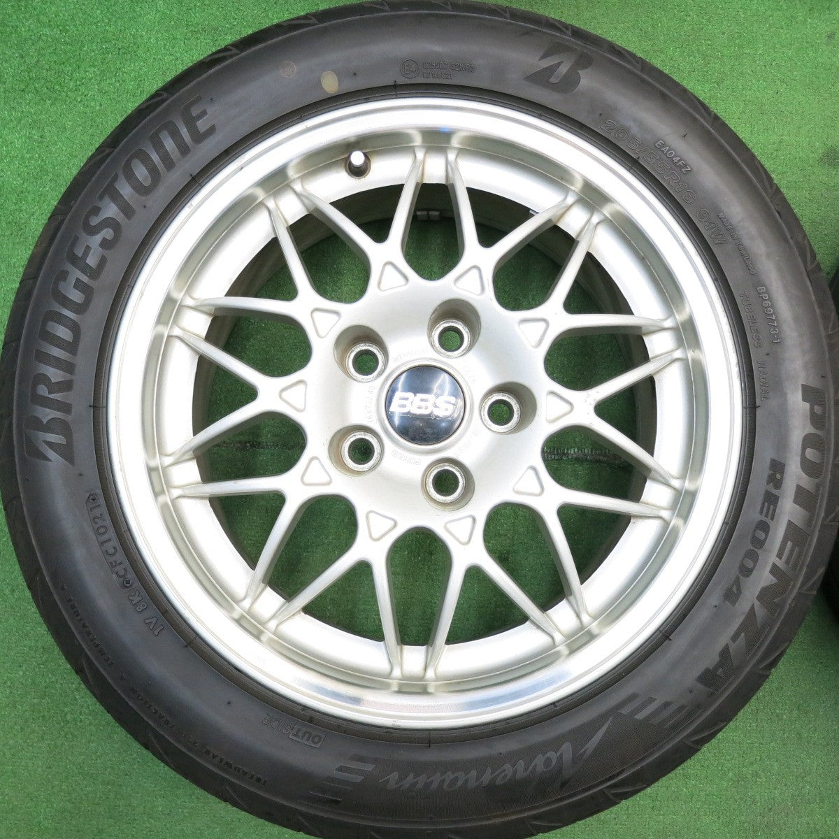 バリ溝!21年!9.5分★日産 スカイライン 等 純正 BBS CG26 205/55R16 ブリヂストン ポテンザ RE004 16インチ PCD114.3/5H★5052501HAノ