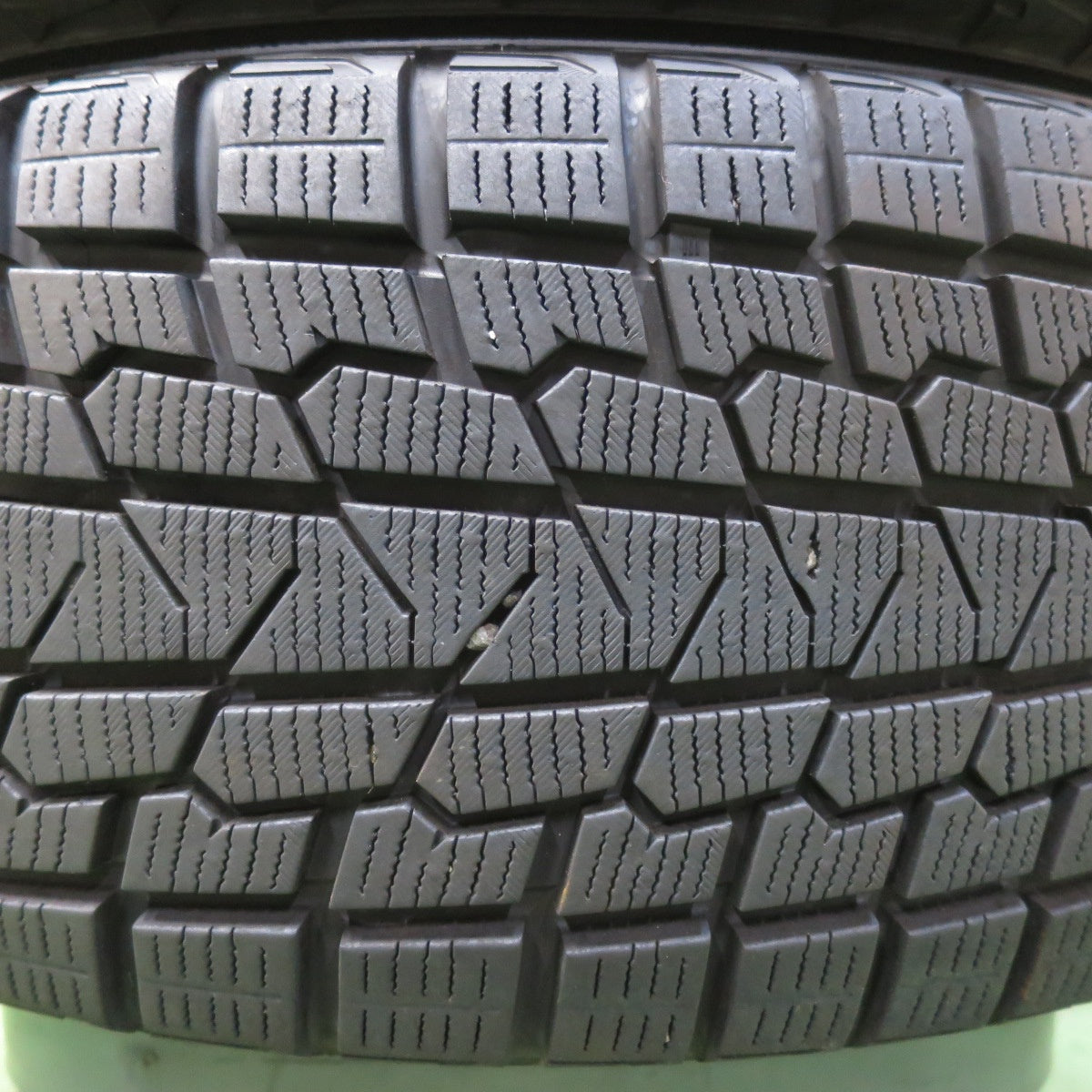 超バリ溝!22年!キレイ!9.5分以上★スタッドレス 205/55R16 ヨコハマ アイスガード iG53 GRASS グラス 16インチ PCD114.3/5H★5061807イス