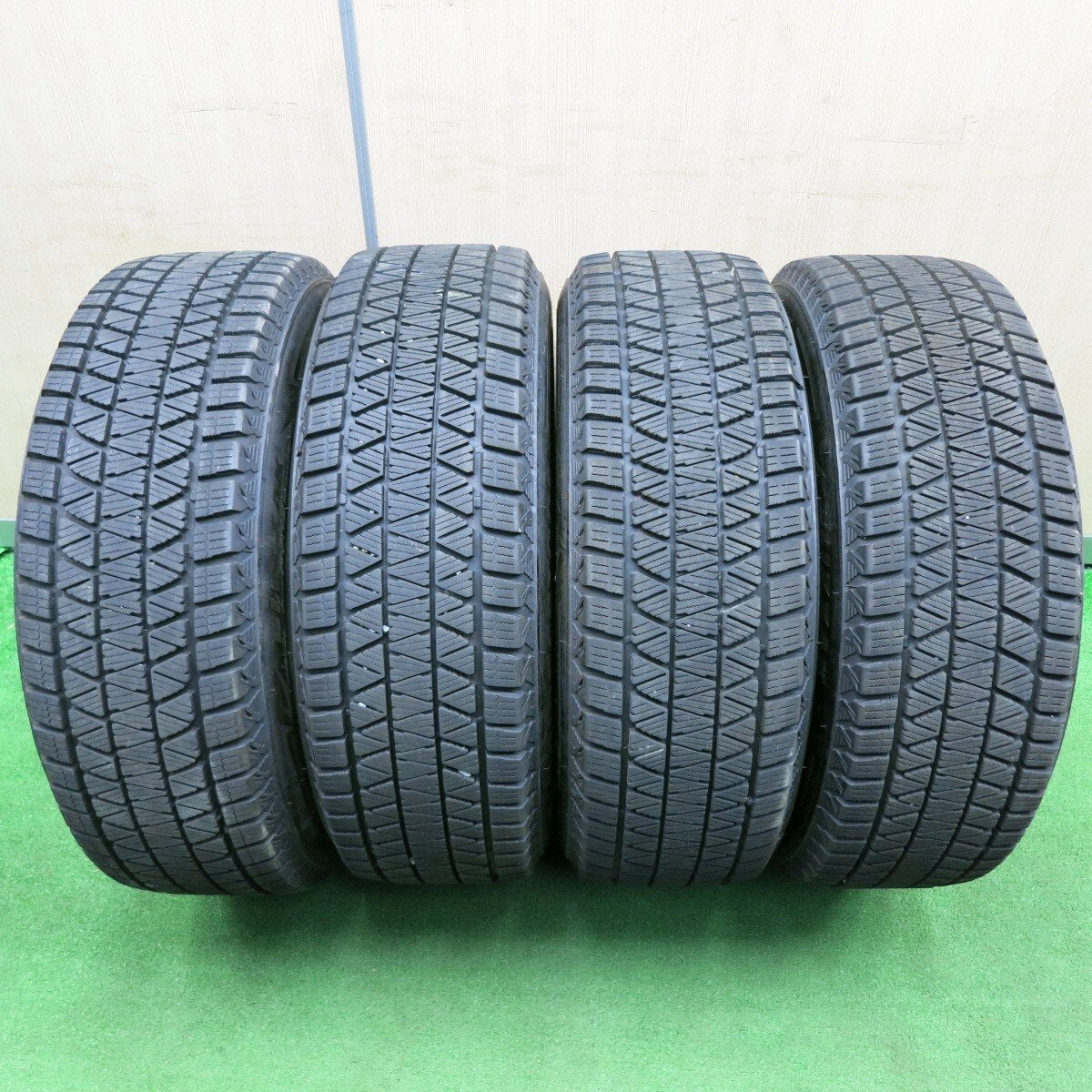 バリ溝!21年!キレイ!9分★スタッドレス 225/65R17 ブリヂストン ブリザック DM-V3 BALMINUM バルミナ 17インチ PCD114.3/5H★5012002TNス