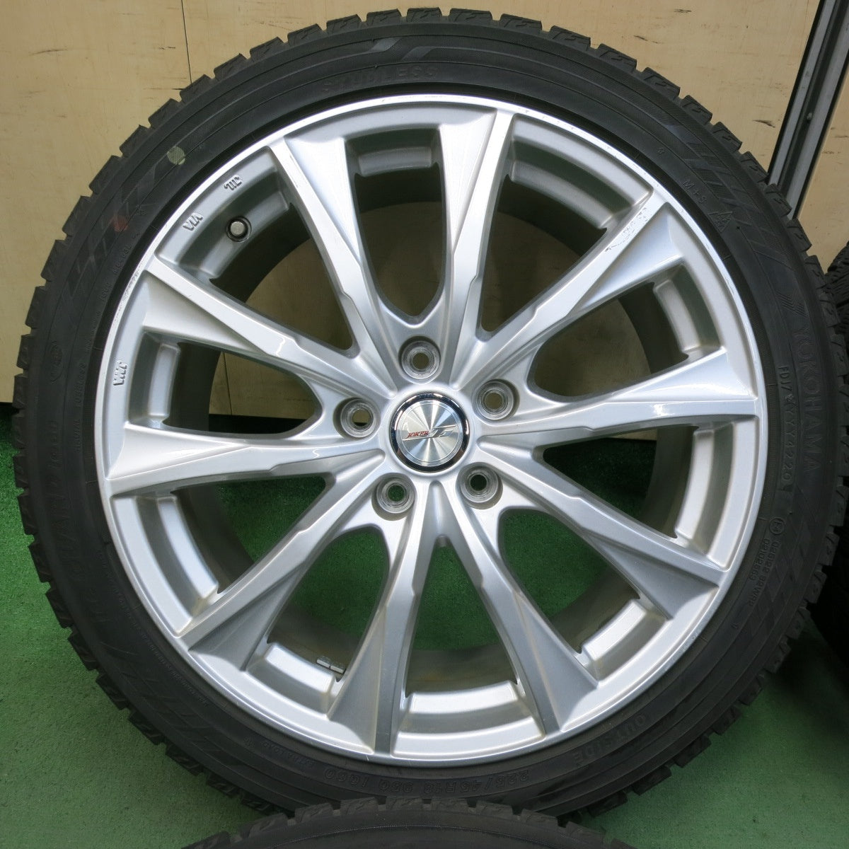 バリ溝!9分★スタッドレス 225/45R18 ヨコハマ アイスガード iG60 JOKER ジョーカー 18インチ PCD114.3/5H★5050206SYス