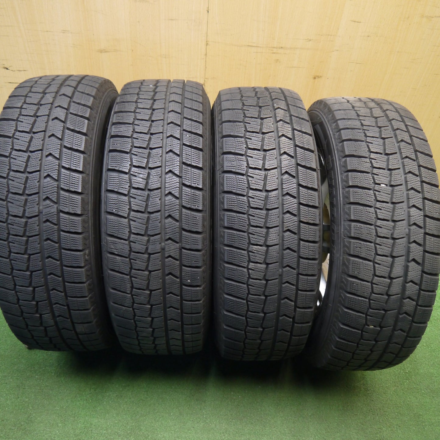 バリ溝!23年!キレイ!9.5分★スタッドレス 195/65R15 ダンロップ ウインターマックス WM02 MACBES MA7 マクベス 15インチ PCD114.3/5H★6021303Hス