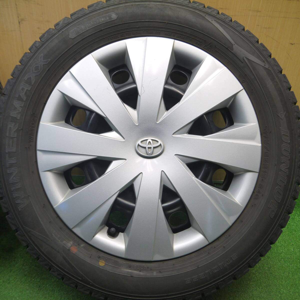 バリ溝!8.5分★トヨタ 160系 カローラ フィールダー 純正 スチール 175/65R15 スタッドレス ダンロップ ウインターマックス WM02 15インチ PCD100/4H★5012008Hス