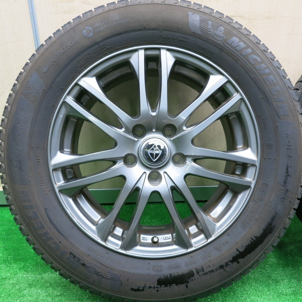 キレイ★スタッドレス 225/65R17 ミシュラン X-ICE3+ VELVA ヴェルヴァ 17インチ PCD114.3/5H★4080801HAス