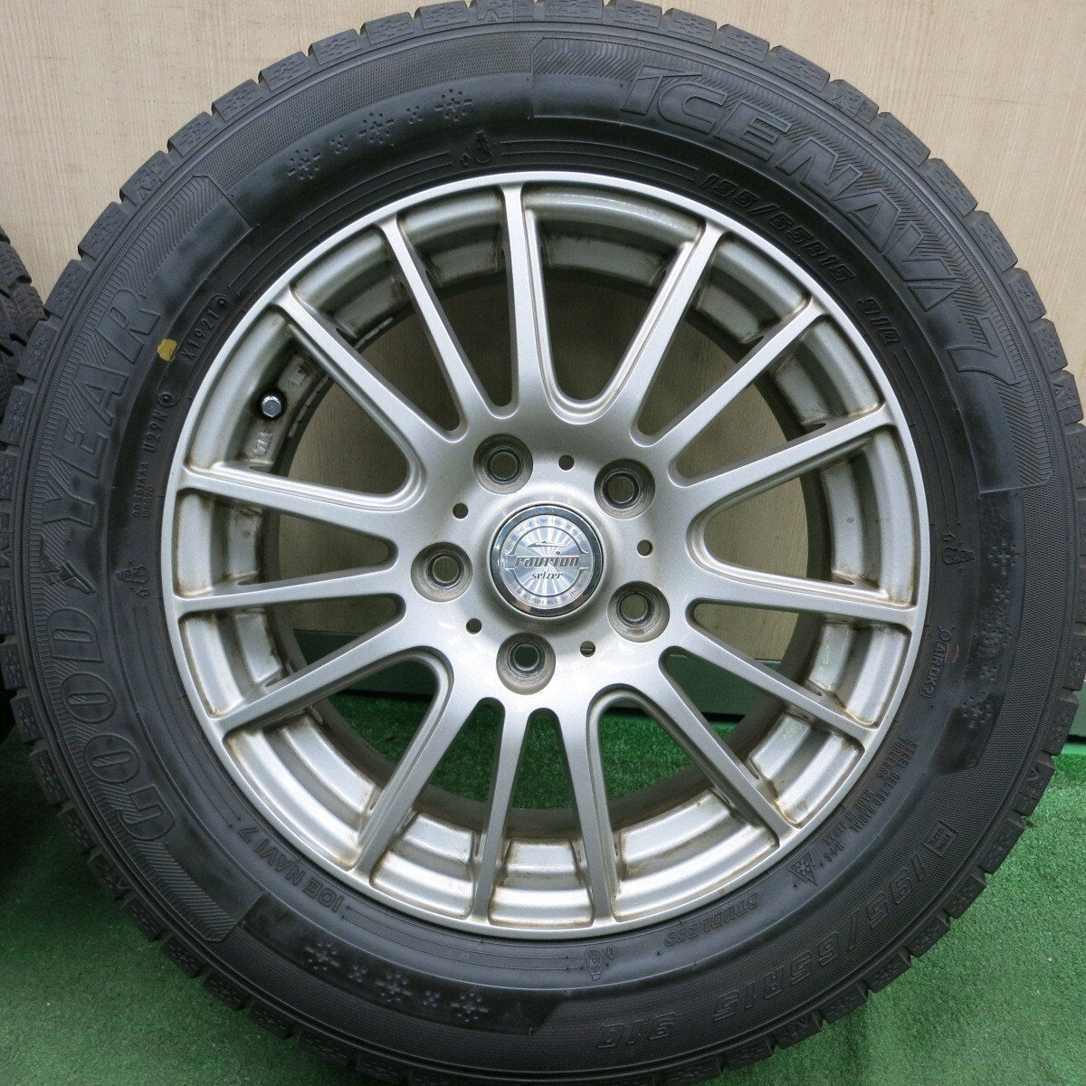 4本価格★スタッドレス 195/65R15 グッドイヤー アイスナビ7 ravrion selzer ラブリオン PCD114.3/5H★4070503HAス