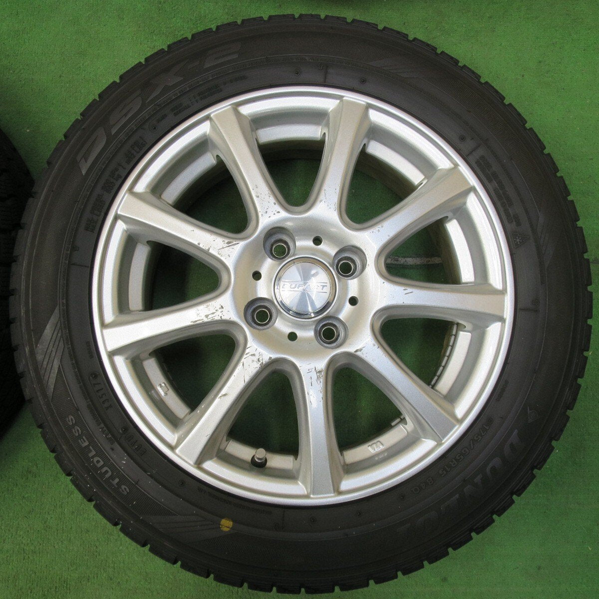 4本価格★スタッドレス 175/65R15 ダンロップ DSX-2 DUFACT デュファクト 15インチ PCD100/4H★4113013イス