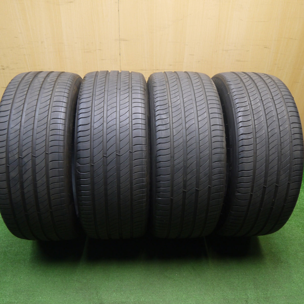 新車外し!25年★235/45R21 ミシュラン e・PRIMACY eプライマシー タイヤ 21インチ クラウン スポーツ 等★6010505Hノタ