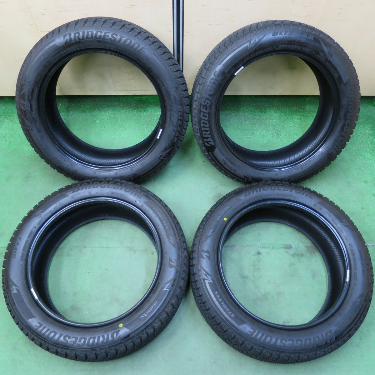 バリ溝!23年!9.5分★スタッドレス 225/55R19 ブリヂストン ブリザック DM-V3 タイヤ 19インチ ハリアー CX-5 CX-8 等★5042901イスタ