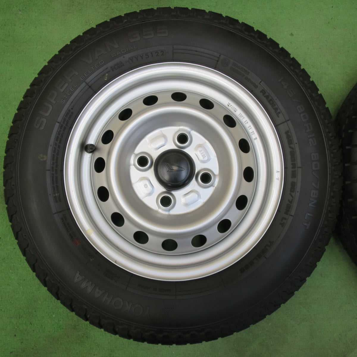 バリ溝!22年!キレイ!ほぼ10分★ダイハツ ハイゼット 純正 スチール 145/80R12 80/78N ヨコハマ SUPER VAN 355 12インチ PCD100/4H★5042507イノ