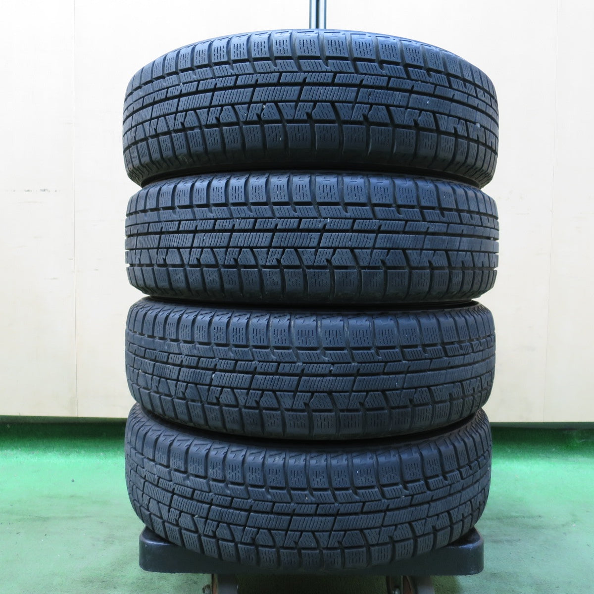 バリ溝!8.5分★スタッドレス 155/65R14 ヨコハマ アイスガード iG50 プラス ravrion RM01 ラブリオン 14インチ PCD100/4H★5082906イス