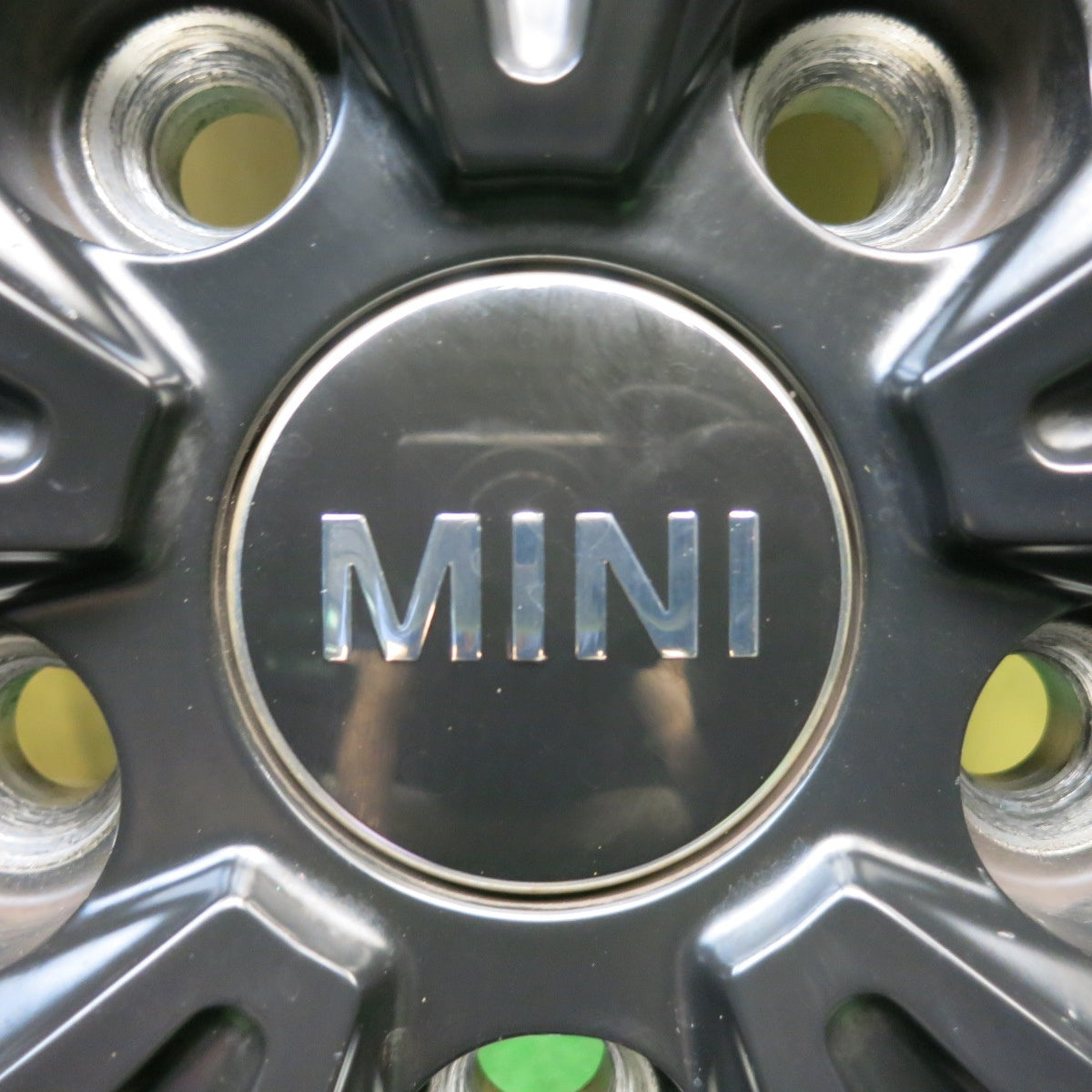 バリ溝!23年!キレイ!9.5分◎BMW MINI 等 EUROBAHN nurburg MTX 195/55R16 スタッドレス ブリヂストン ブリザック VRX2 ユーロバーン ニュルブルグ 16インチ PCD112/5H◎6101107HAス
