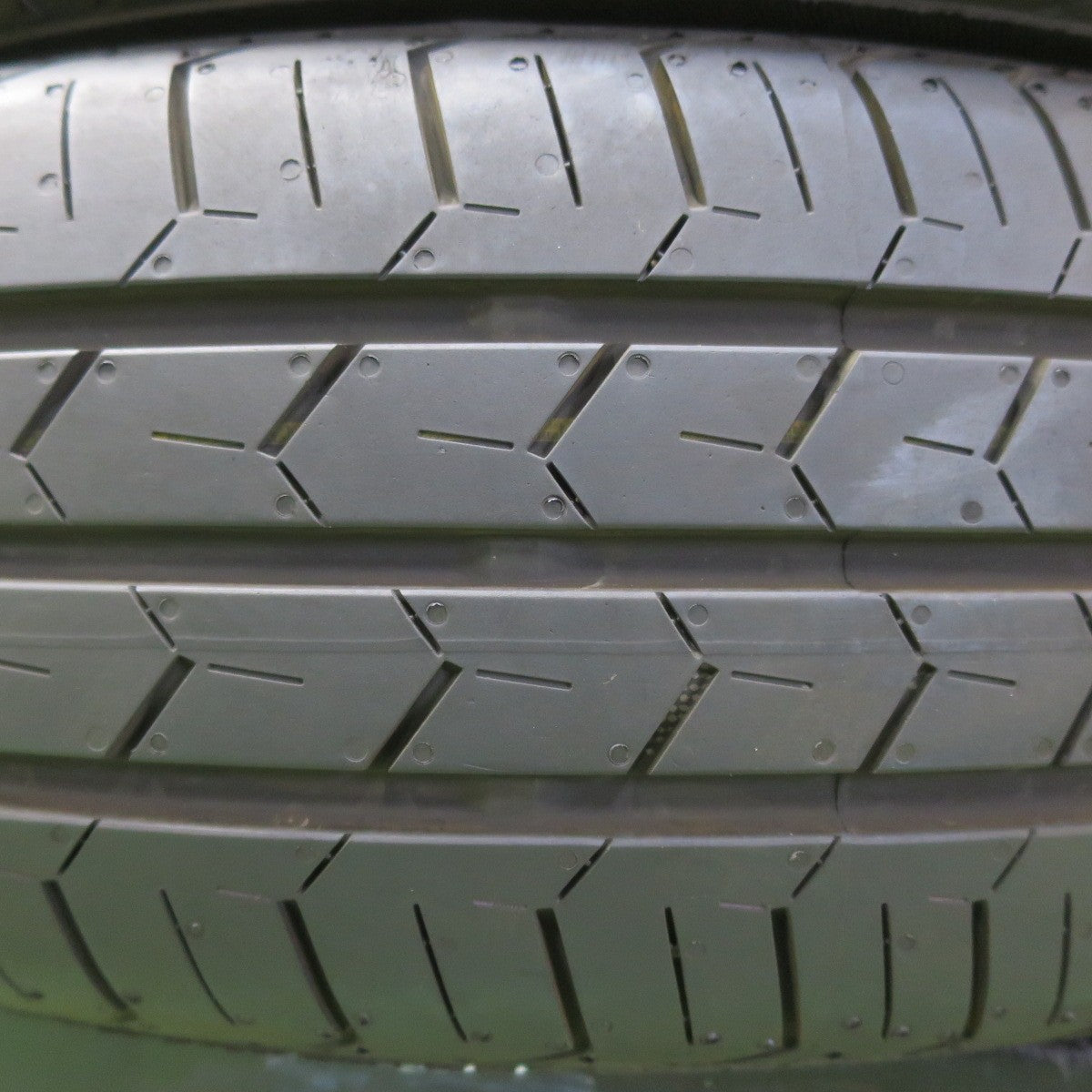 新車外し!24年★165/65R15 ヨコハマ BluEarth-FE AE30 ブルーアース タイヤ 15インチ タフト デリカ D:2 ソリオ 等★5052709イノタ