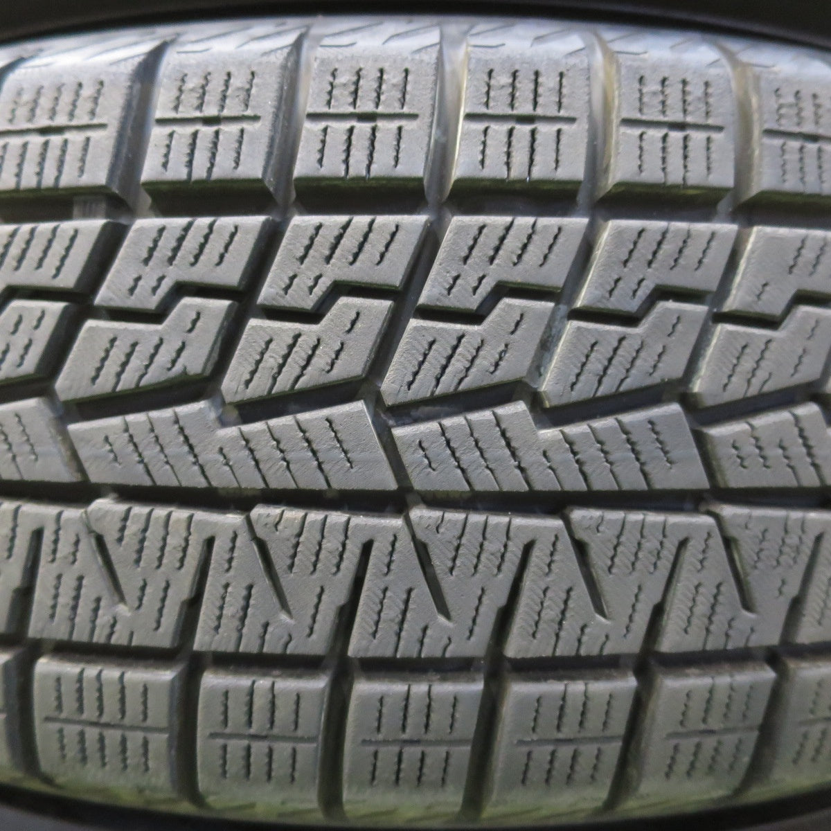 バリ溝!22年!キレイ!9.5分以上★スタッドレス 175/65R15 ヨコハマ アイスガード iG70 dP devotion デボーション 共豊 15インチ PCD100/4H★5042109イス