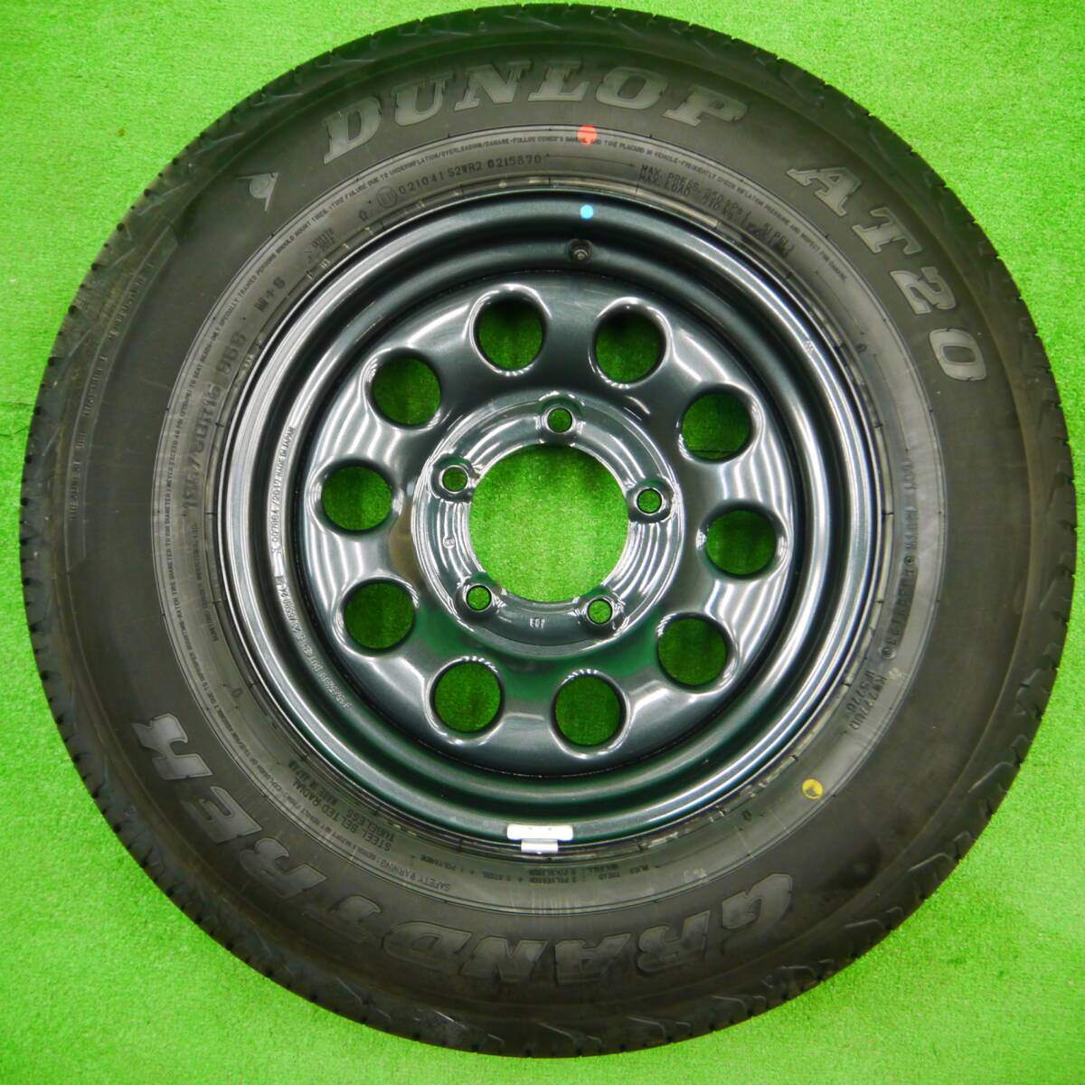 新車外し 22年 23年 5本★スズキ JB74W ジムニー シエラ 純正 195/80R15 ダンロップ AT20 グラントレック PCD139.7/5H★3101703HDノ