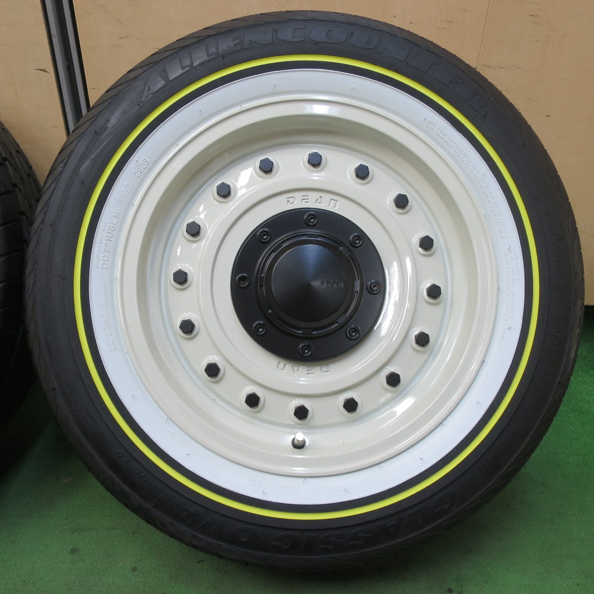 未使用!23年!付属品付★CRIMSON DEAN 215/65R16C 109/107T 8PR オーレンカウンター クラシックオーバル OG-20 クリムソン ディーン PCD139.7/6H★5062401イノ
