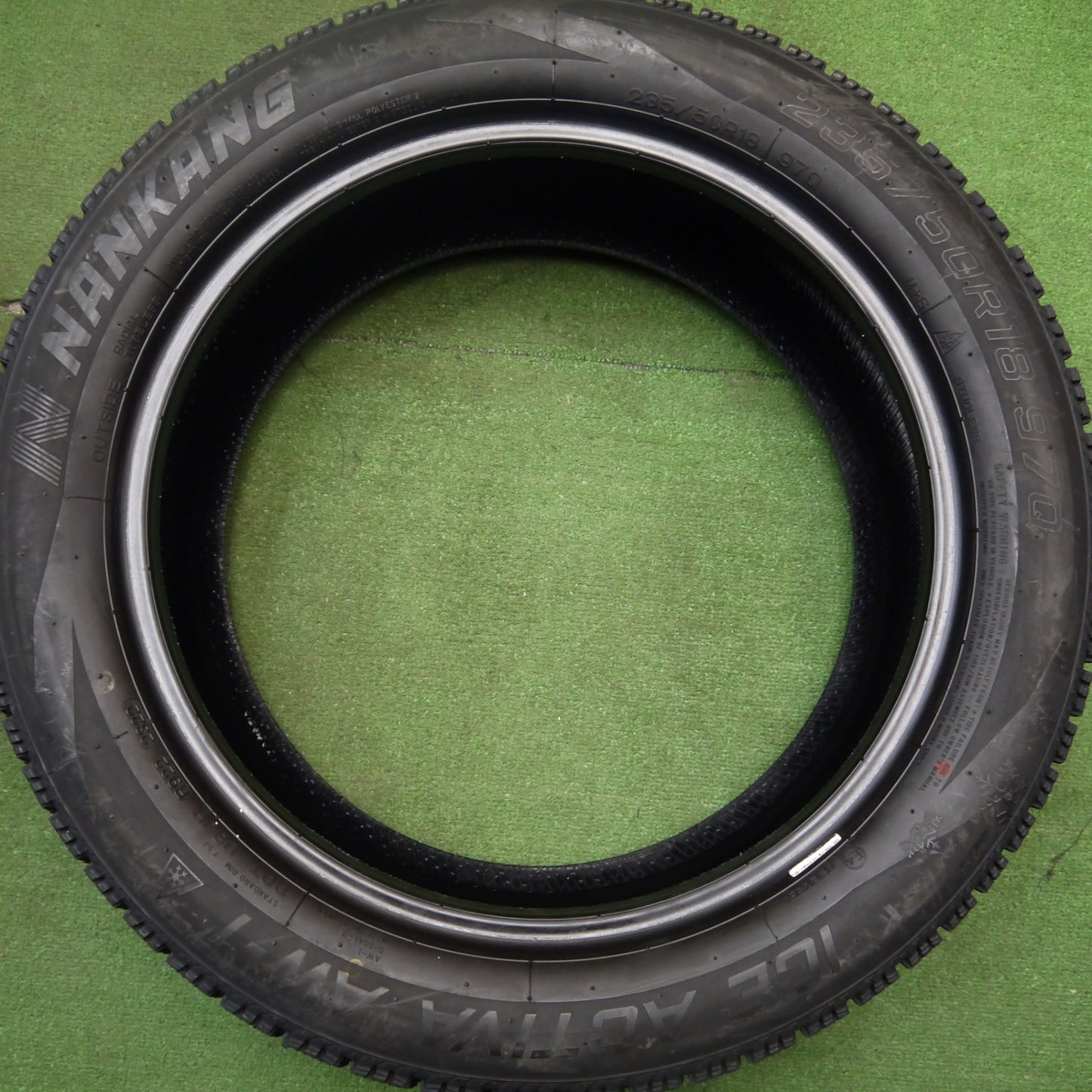 バリ溝!22年!ほぼ10分★スタッドレス 235/50R18 ナンカン アイスアクティバ AW-1 タイヤ 18インチ アルファード ヴェルファイア 等★5040407Hスタ