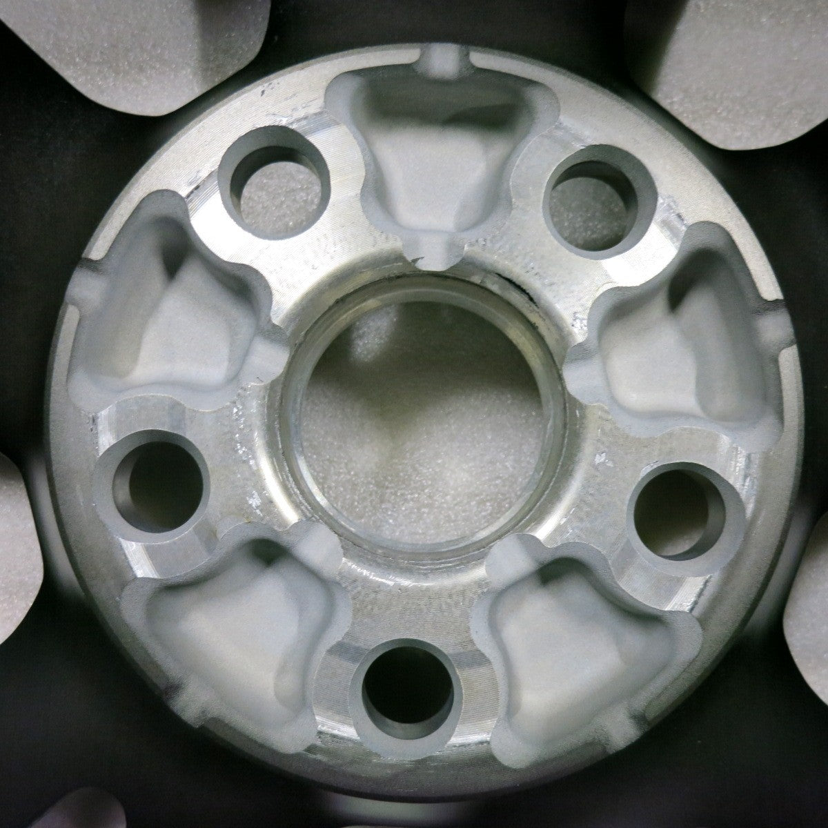 新車外し!付属品付き★レクサス ES Fスポーツ 純正 ホイール 19インチ 19×8J PCD114.3/5H★5052803SYホ