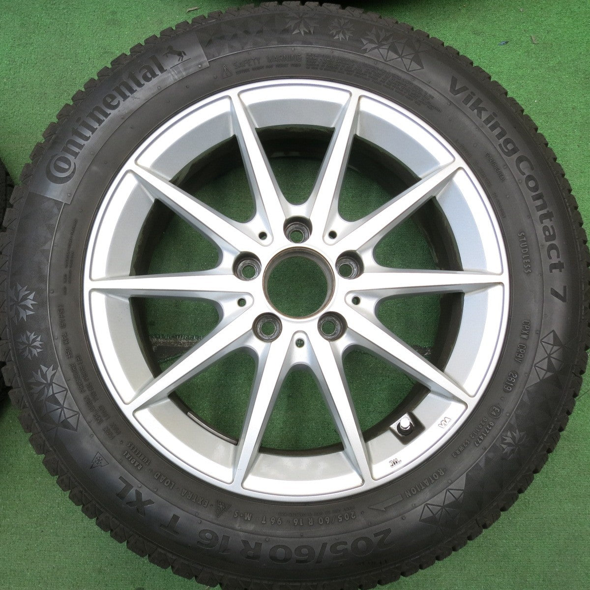 キレイ★ベンツ 等 205/60R16 スタッドレス コンチネンタル バイキングコンタクト7 社外 アルミ 16インチ PCD112/5H★5062104HAス