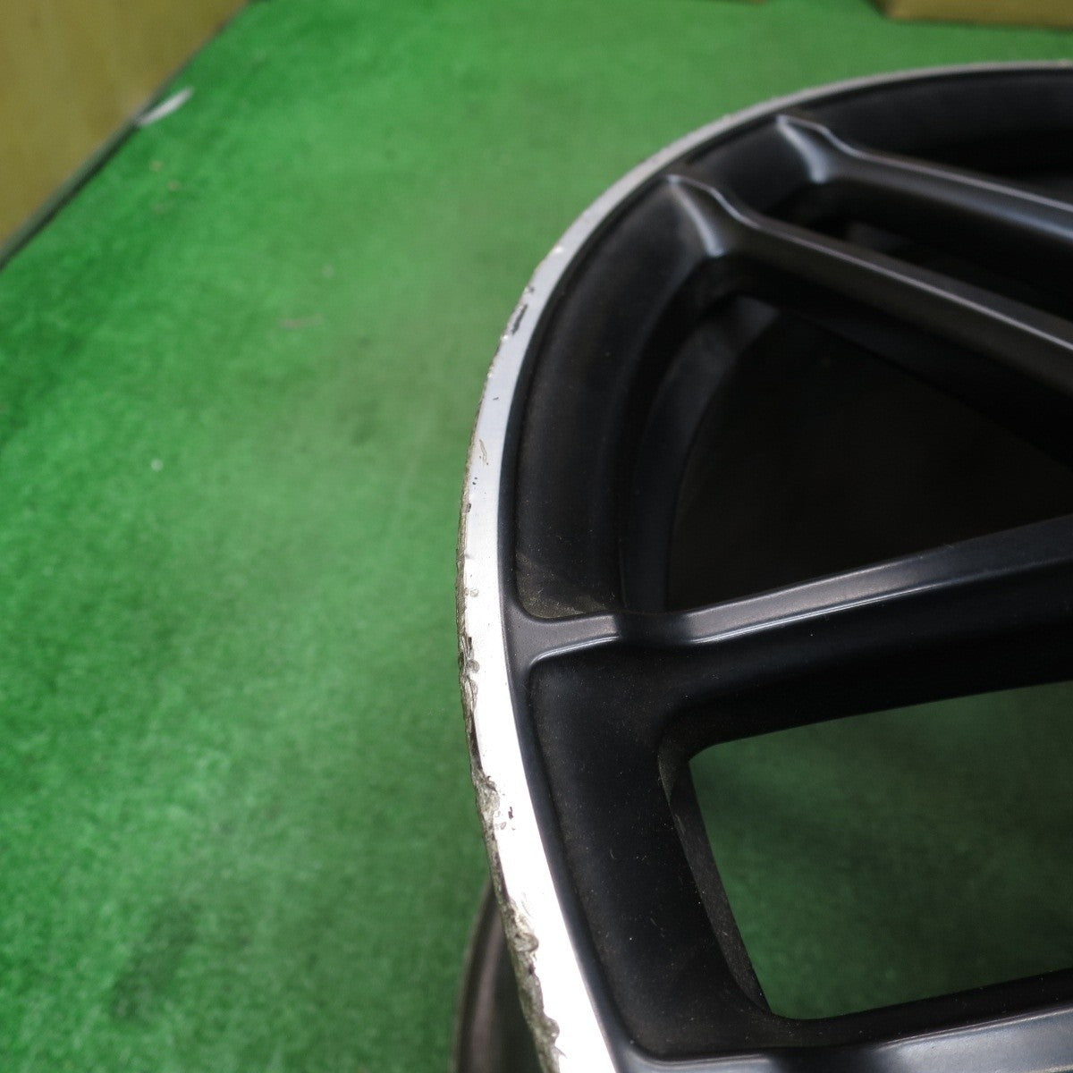 1本価格!センサー付★ベンツ Eクラス W213 E63 純正 AMG ホイール 20インチ 20×9.5J PCD112/5H★5031112Hホ