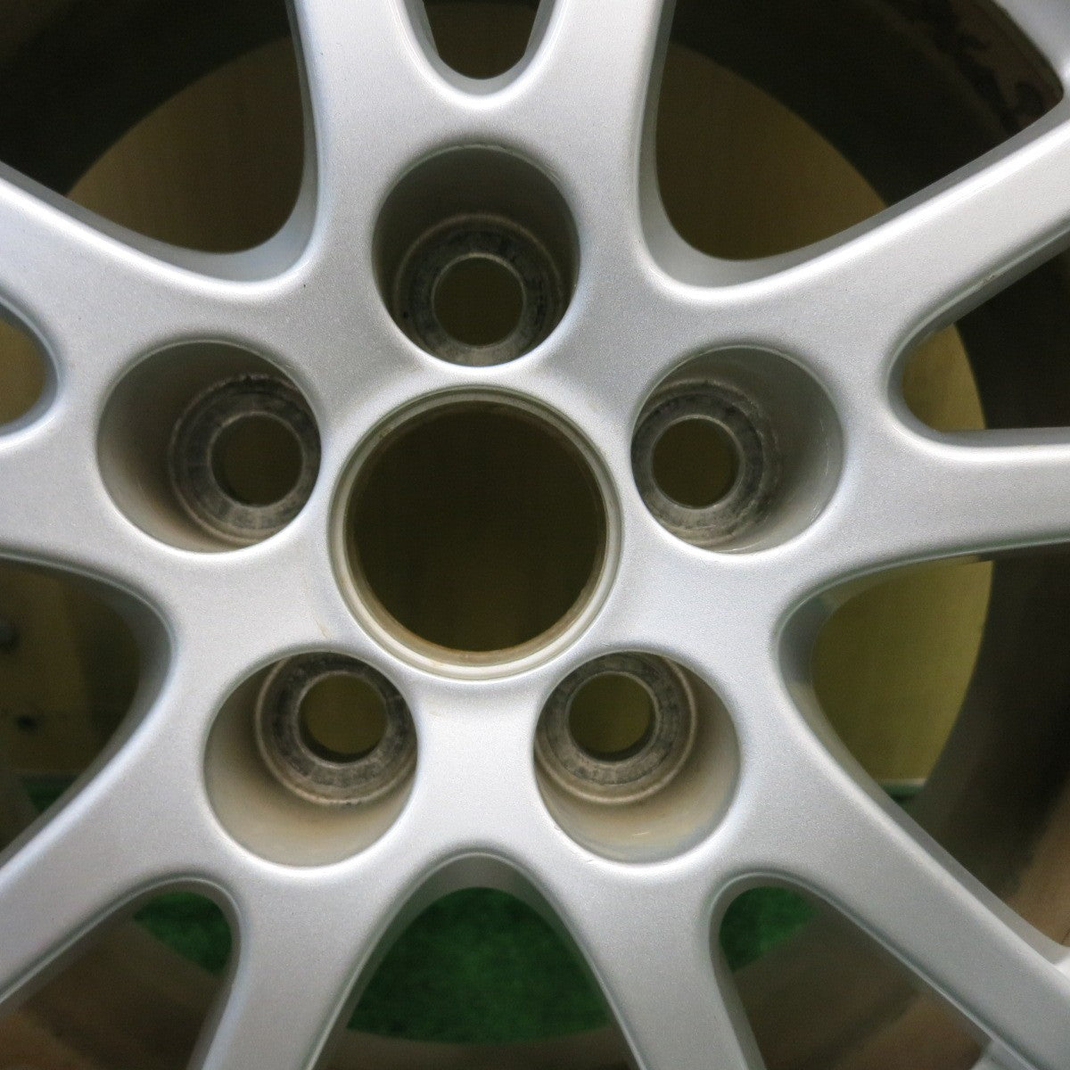 4本価格★トヨタ 30系 プリウス 純正 195/65R15 ブリヂストン レグノ GR-XI 15インチ PCD100/5H★5080912HAノ