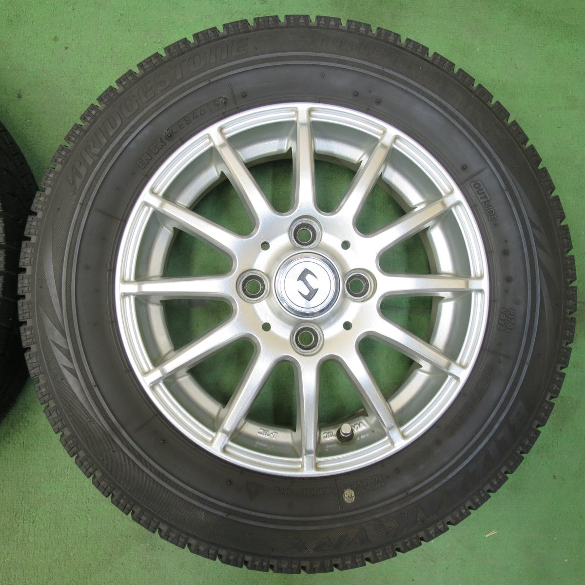 キレイ★スタッドレス 155/70R13 ブリヂストン ブリザック VRX 社外 アルミ 13インチ PCD100/4H★5042510イス