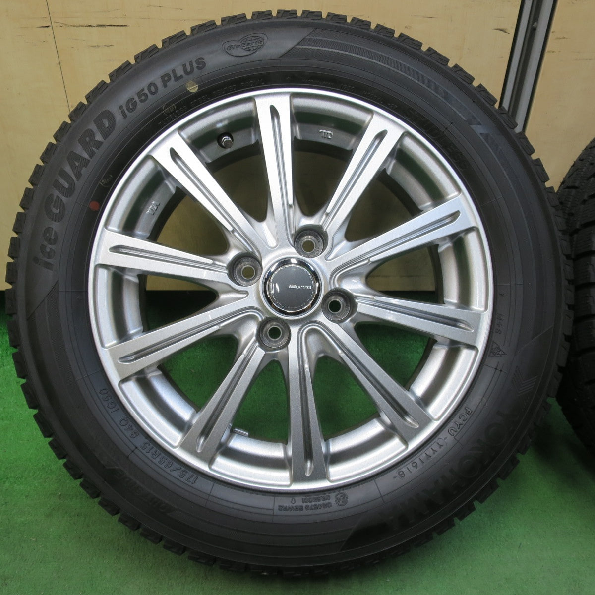 超バリ溝!キレイ!ほぼ10分★スタッドレス 175/65R15 ヨコハマ アイスガード iG50 プラス MiLLOUS ミルアス 15インチ PCD100/4H★5042509イス