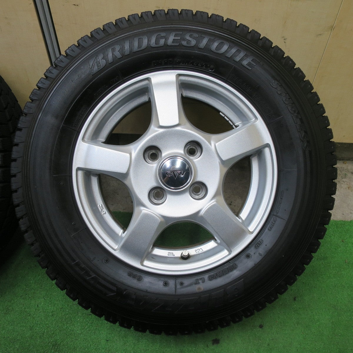バリ溝!23年!9.5分★スタッドレス 165R13 6PR ブリヂストン ブリザック VL1 CVW 社外 アルミ 13インチ PCD100/4H★5091002TTス
