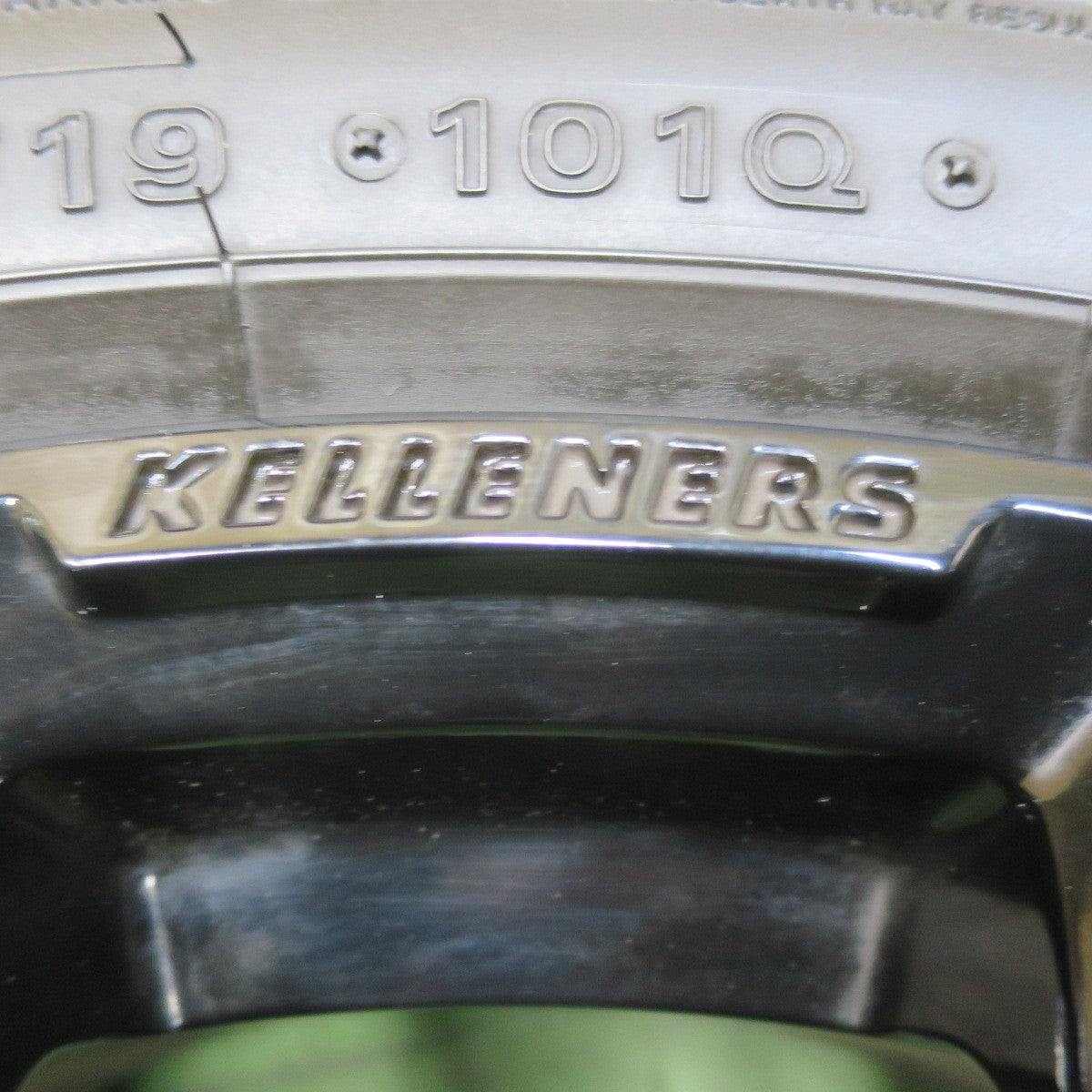 バリ溝!キレイ!9.5分★BMW 等 KELLENERS 245/50R19 スタッドレス ダンロップ ウインターマックス WM02 ケレナーズ 19インチ PCD112/5H★5110304イス