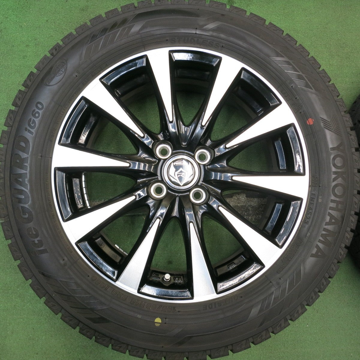 バリ溝!23年!キレイ!ほぼ10分★スタッドレス 195/65R16 ヨコハマ アイスガード iG60 RiZLEY ライツレー 16インチ PCD100/4H★5090404HAス