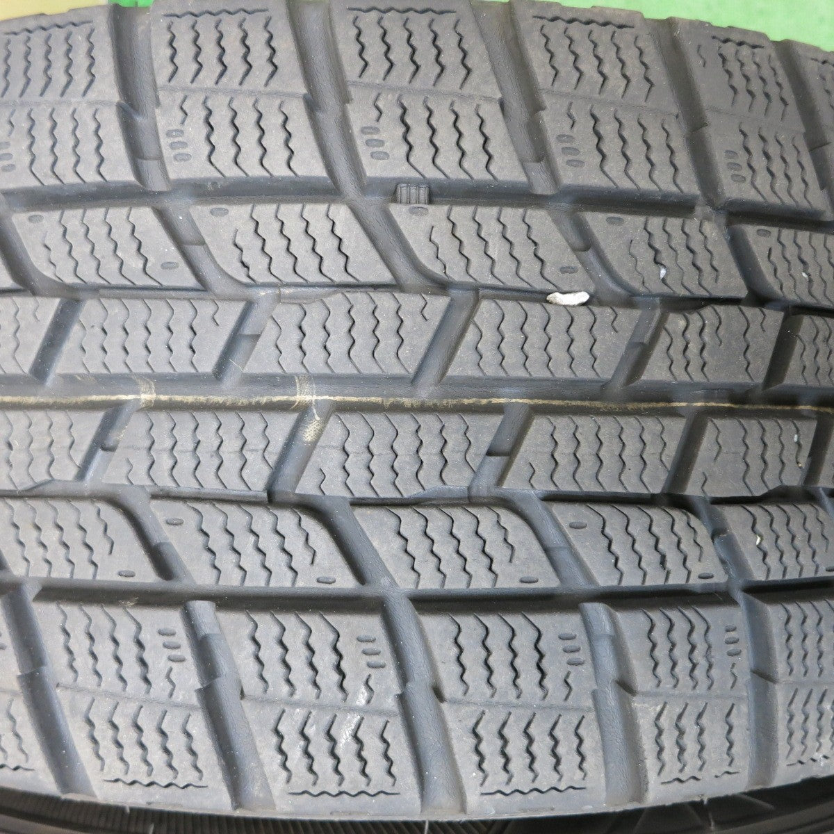 バリ溝!キレイ!8.5分★スタッドレス 205/60R16 グッドイヤー アイスナビ6 NIRVANA NV ニルバーナ ニルヴァーナ 16インチ PCD114.3/5H★5081011HAス