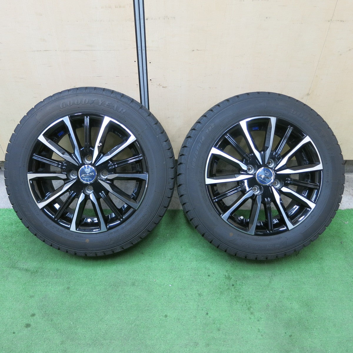 バリ溝!22年!キレイ!9.5分!2本★スタッドレス 165/65R14 グッドイヤー アイスナビ7 SMACK ENKEI 14インチ スマック エンケイ PCD100/4H★5051403ナス