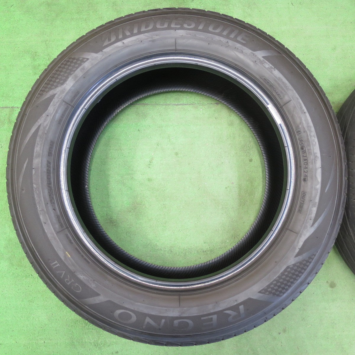 バリ溝!24年!9.5分★225/60R17 ブリヂストン レグノ GRV2 タイヤ 17インチ エクストレイル アルファード ハリアー フォレスター XV 等★5041814イノタ