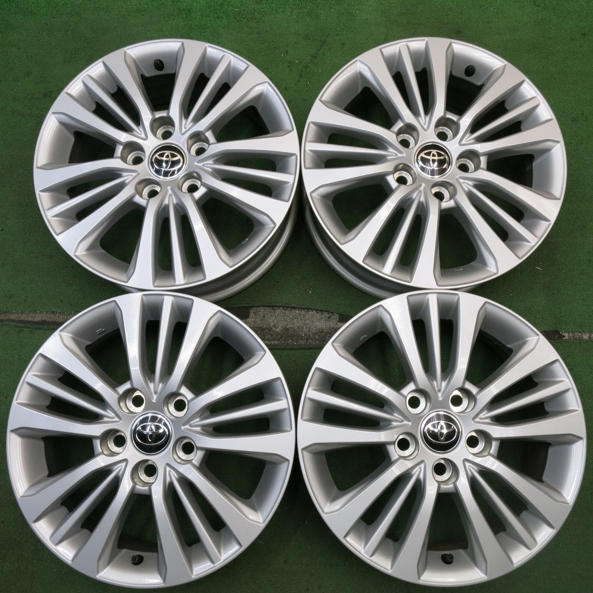 キレイ★トヨタ 90系 ノア ヴォクシー 純正 ホイール 16インチ 16×6J PCD114.3/5H★5081511HAホ