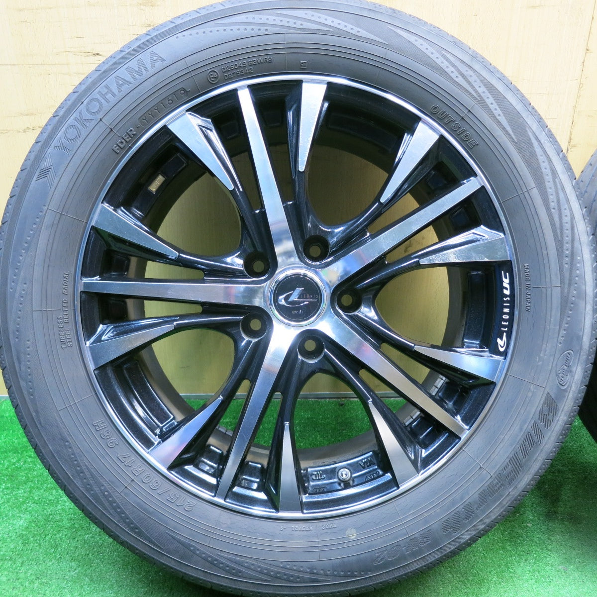 4本価格★LEONIS UC 215/60R17 ヨコハマ ブルーアース RV-02 レオニス 17インチ PCD114.3/5H★5050301HAノ
