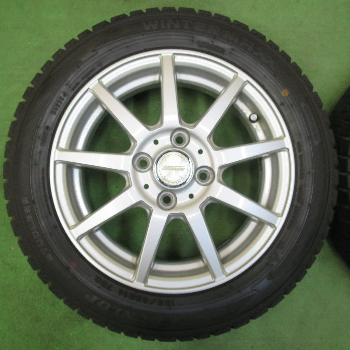 バリ溝!9.5分★スタッドレス 155/65R14 ダンロップ ウインターマックス WM02 GRABADO 14インチ PCD100/4H★5011813イス