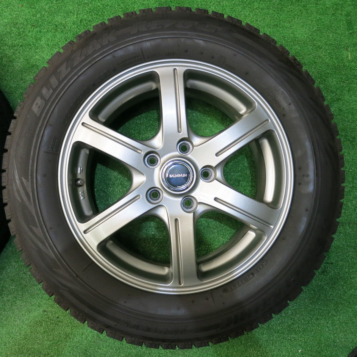 キレイ★スタッドレス 215/60R16 ブリヂストン ブリザック REVO GZ BALMINUM バルミナ 16インチ PCD114.3/5H★5051303NJス