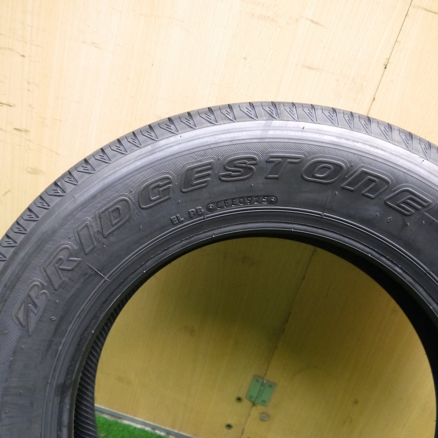 未使用!25年!1本★ジムニー 等 175/80R16 ブリヂストン デューラー H/L 852 DUELER タイヤ 16インチ★5062002Hノタ