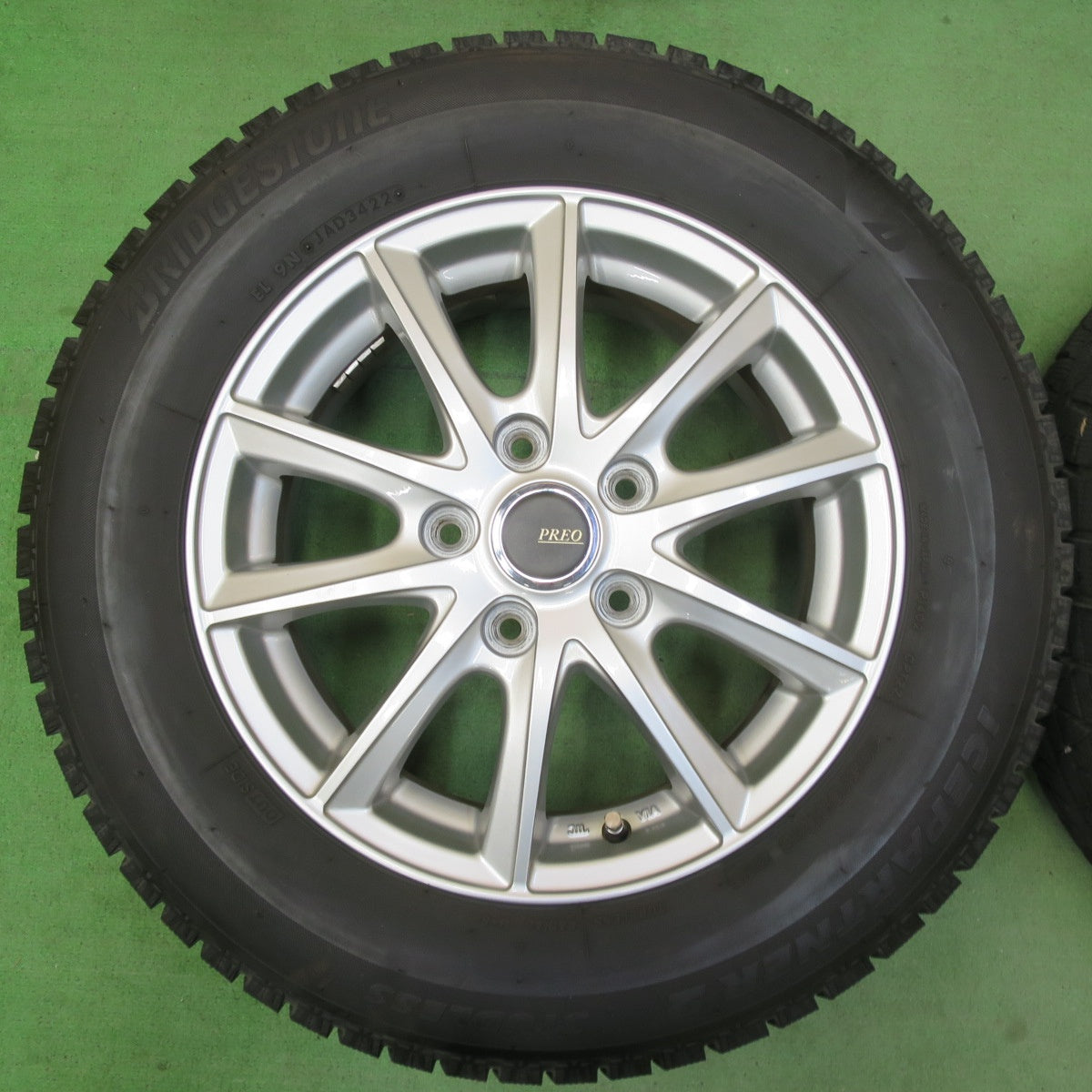 バリ溝!22年!キレイ!9.5分★スタッドレス 195/65R15 ブリヂストン アイスパートナー2 PREO プレオ 15インチ PCD114.3/5H★5042409イス