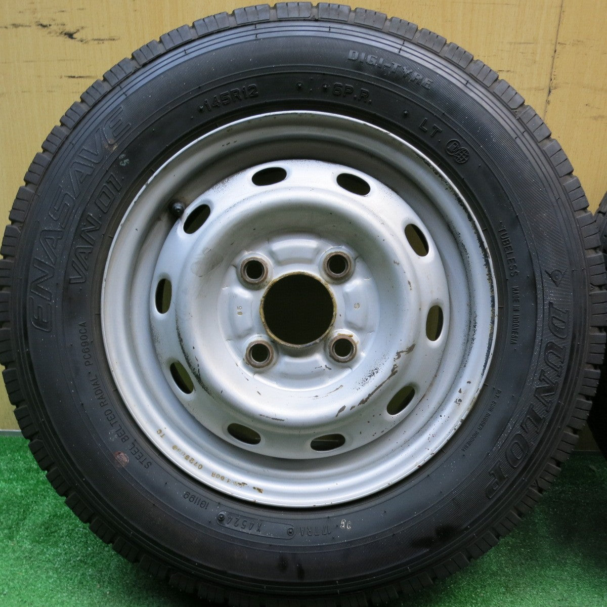 バリ溝!24年!ほぼ10分★145R12 6PR ダンロップ エナセーブ VAN01 スチール ホイール 12インチ PCD100/4H★5092802HAノ