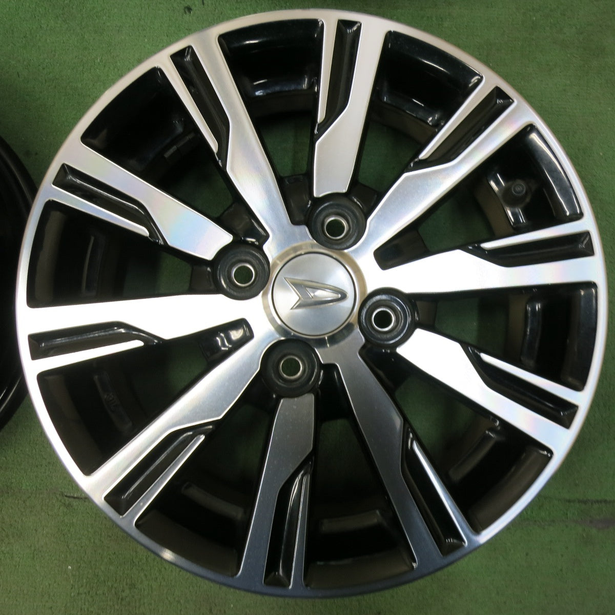 キレイ★ダイハツ タント カスタム 純正 ホイール 14インチ 14×4.5J PCD100/4H★5042515SYホ