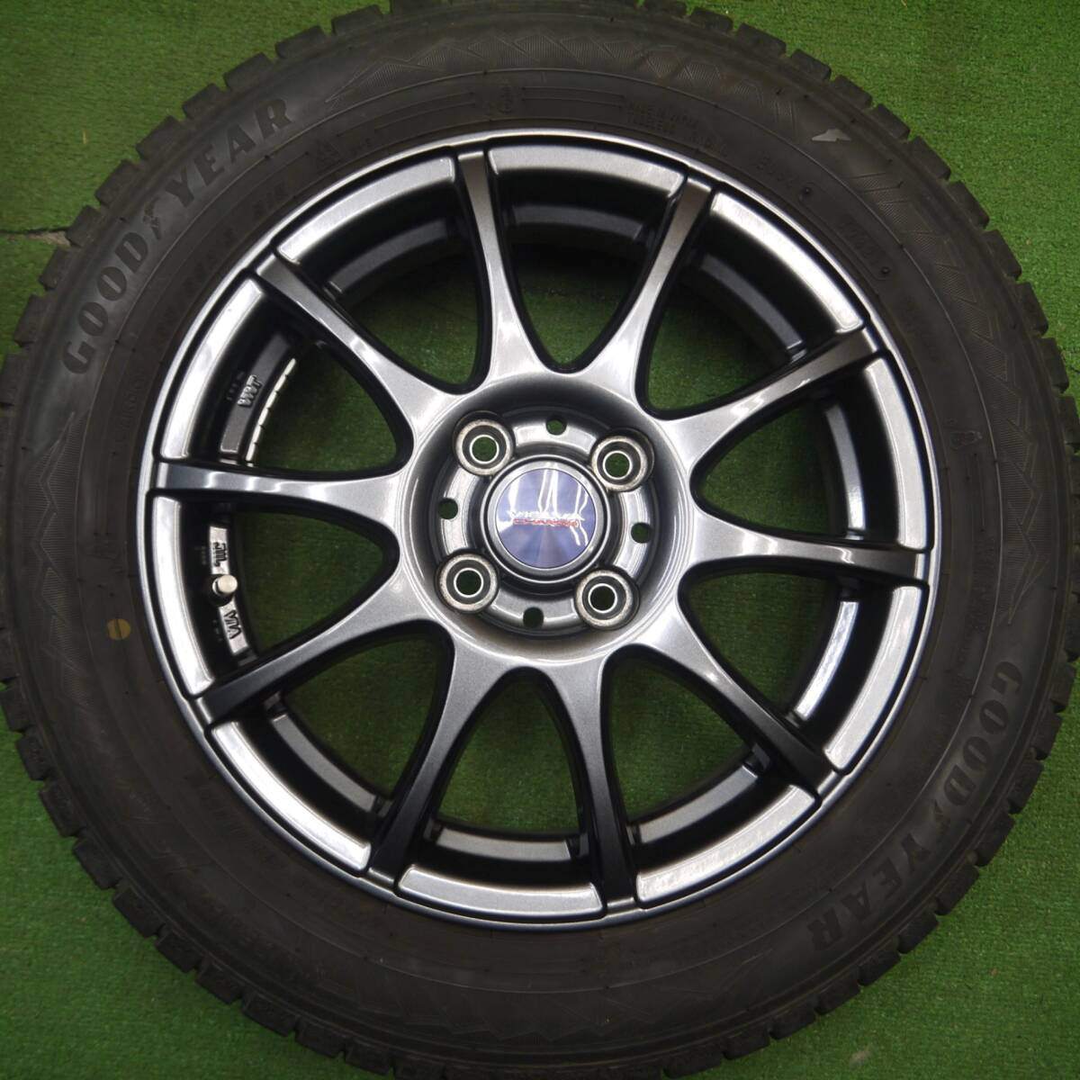 バリ溝!21年!キレイ!9分★スタッドレス 165/65R15 グッドイヤー アイスナビ8 VELVA CHARGE ヴェルヴァ 15インチ ソリオ ハスラー 等 PCD100/4H★5030502Hス