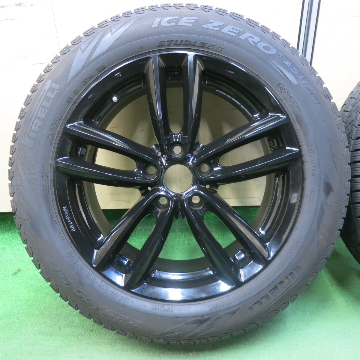バリ溝!22年!キレイ!9分★BMW MINI 等 MAK OXFORD 225/55R17 スタッドレス ピレリ アイスゼロ アシンメトリコ オクスフォード 17インチ PCD112/5H★5100601SKス