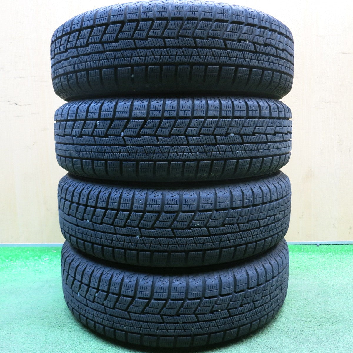 バリ溝!24年!キレイ!9.5分★スタッドレス 155/65R14 ヨコハマ アイスガード iG60 JOKER ジョーカー 14インチ PCD100/4H★6032902HAス