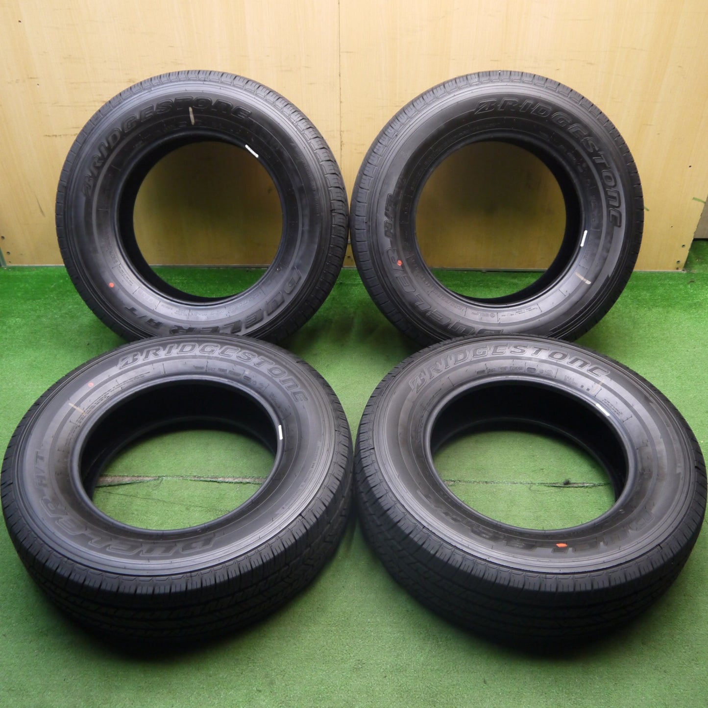 新車外し!25年★255/70R18 ブリヂストン デューラー H/T 685 DUELER 18インチ ジープ ラングラー 等★5061101KKノタ