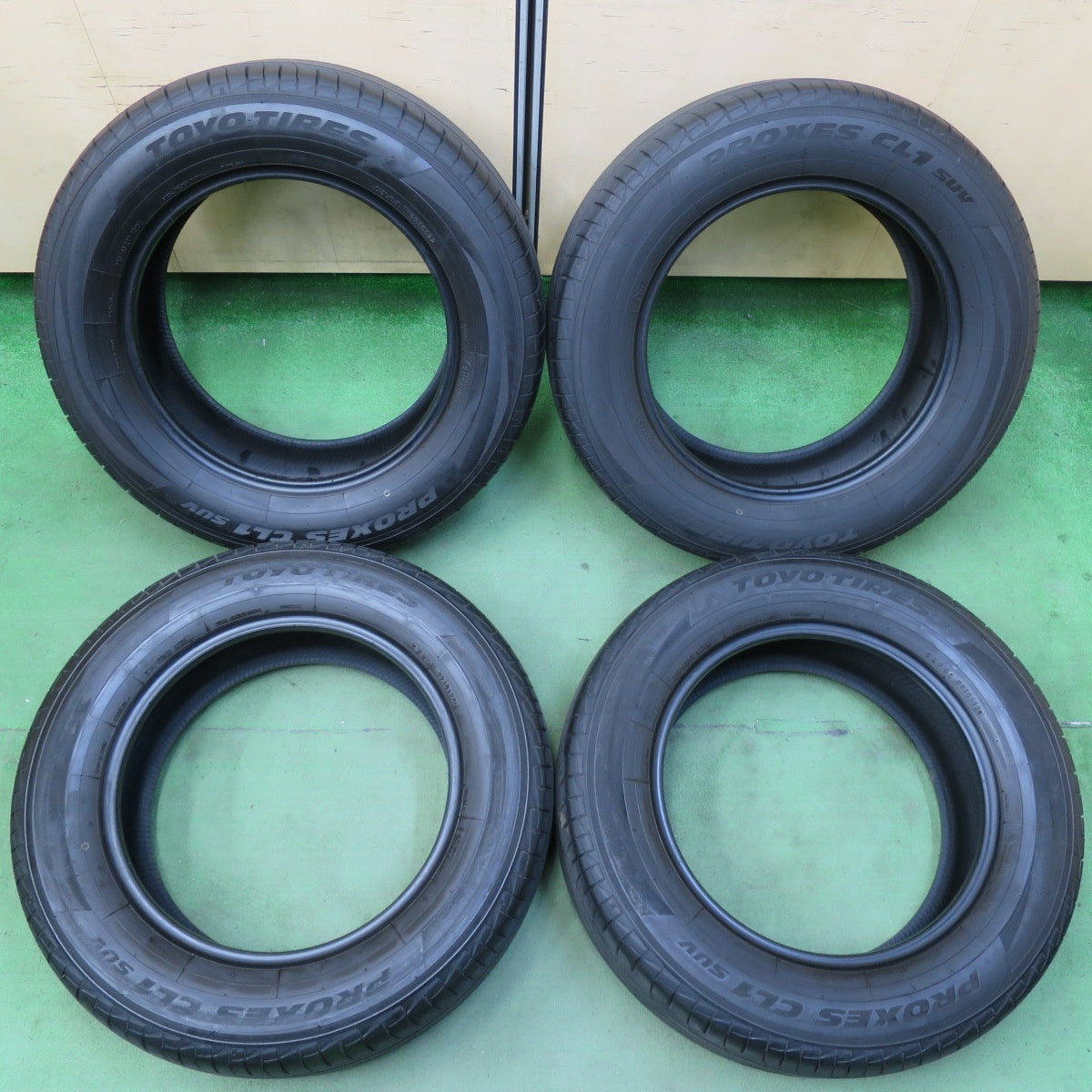 バリ溝!22年!9分★225/65R17 トーヨー プロクセス CL1 SUV タイヤ 17インチ ハリアー RAV4 CX-5 エクストレイル 等★5051707イノタ